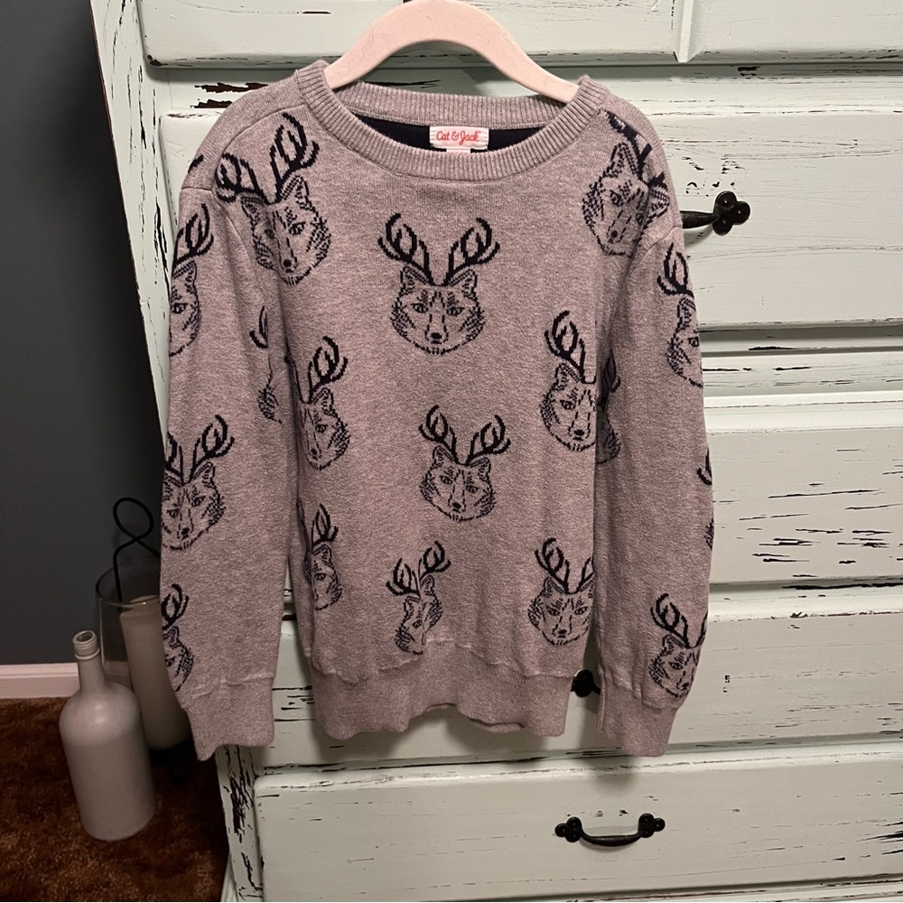 Cat & Jack Gray Knit Sweater. Boys size 8/10.